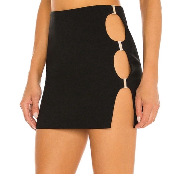 NEW NBD Khimiya Mini Skirt in Black Size Small - Picture 3 of 5